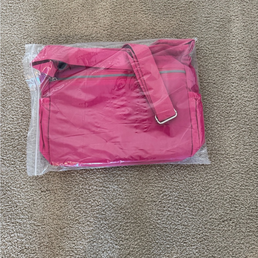 New Pink Nylon Crossbody Purse Bag Pockets Zippers Bright SIDE POCKETS - Picture 4 of 13